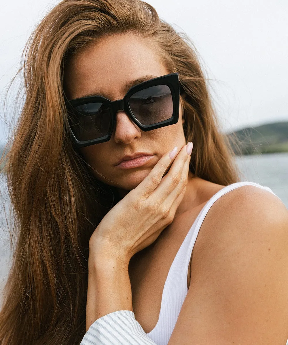 Kat Square Sunglasses