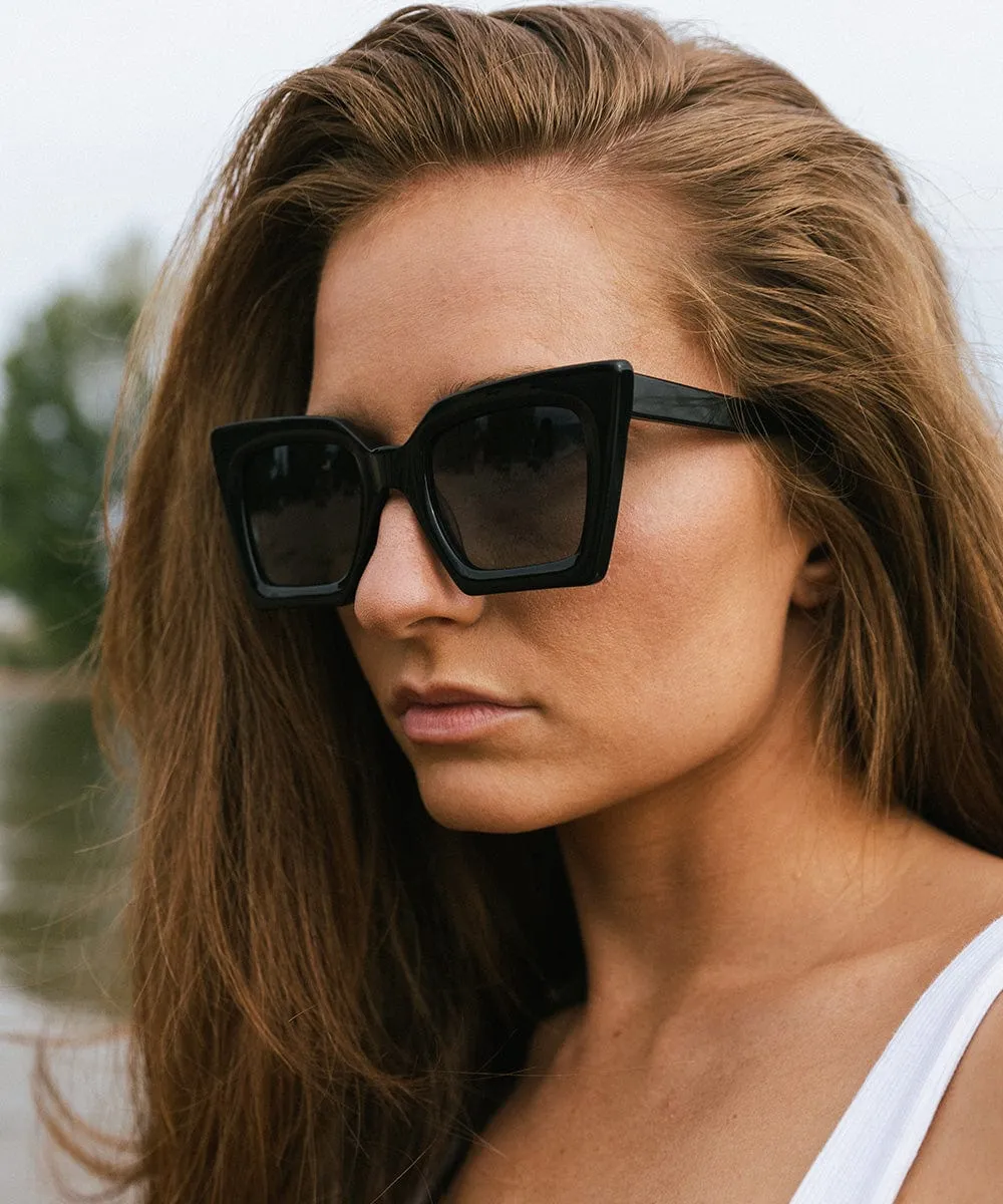 Kat Square Sunglasses