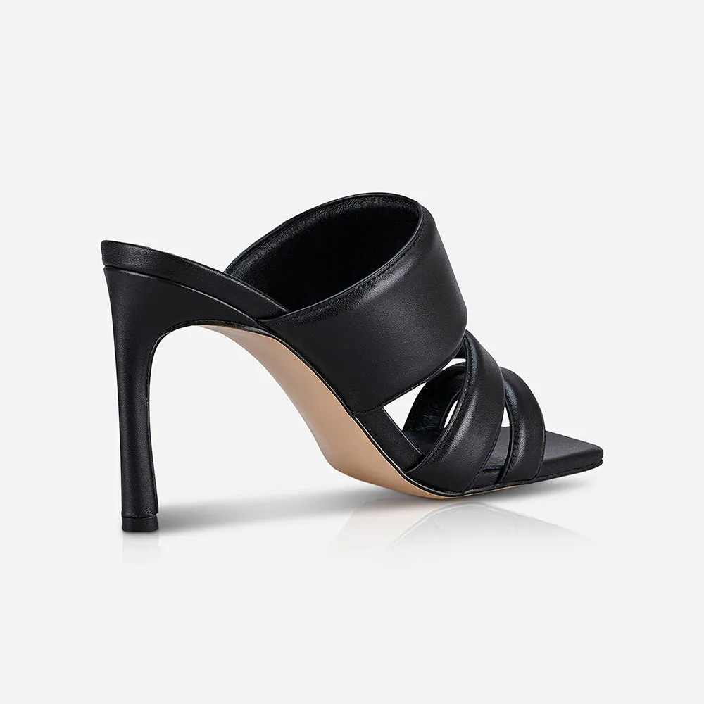 Pia Mule Black