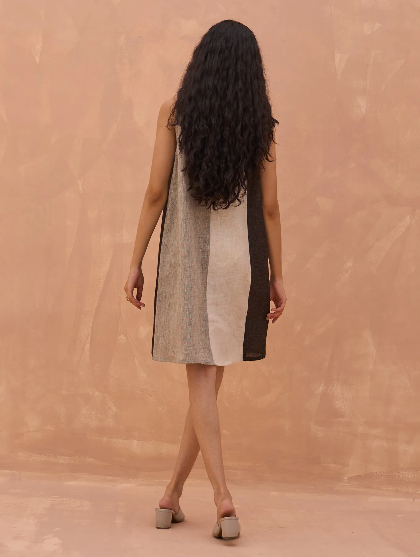 "Ikis Color-Blocked Linen Shift Dress