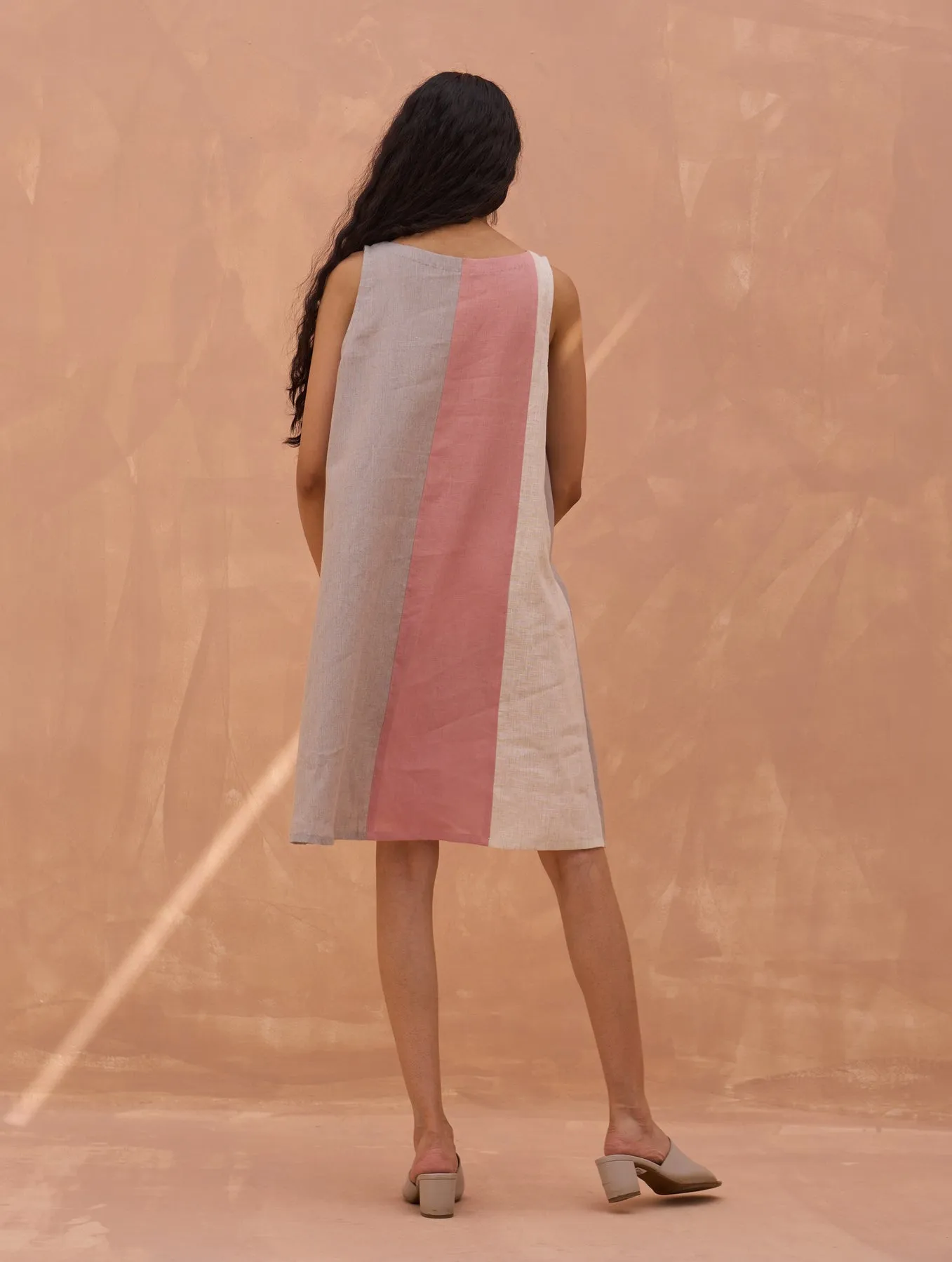 "Ikis Color-Blocked Linen Shift Dress