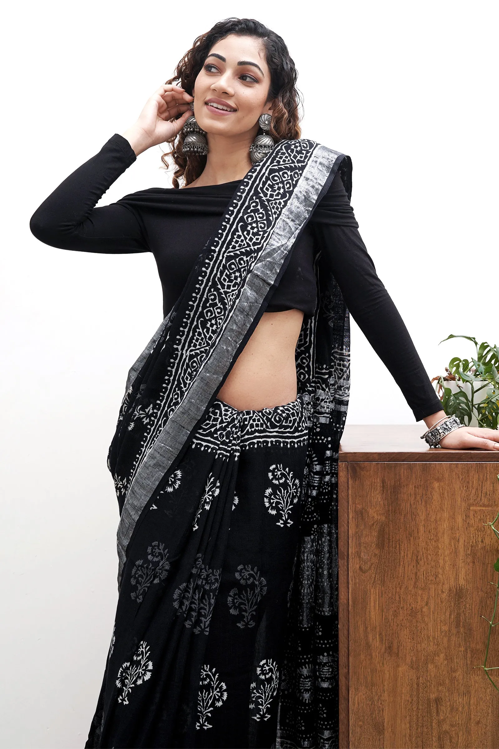 Teejh Chandani Black Block Print Linen Saree With Blouse Piece