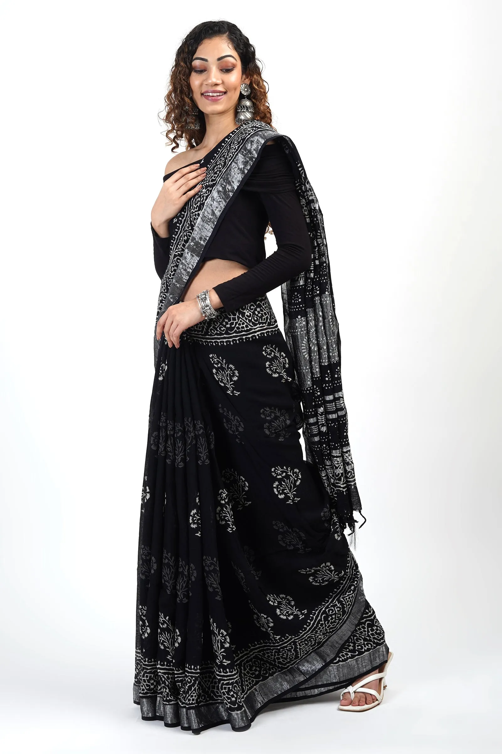 Teejh Chandani Black Block Print Linen Saree With Blouse Piece